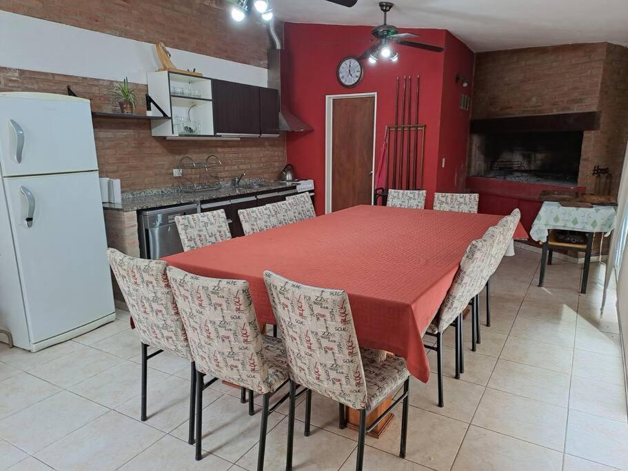 Casa La Nona 5 Personas Con Patio Y Quincho * Cordoba